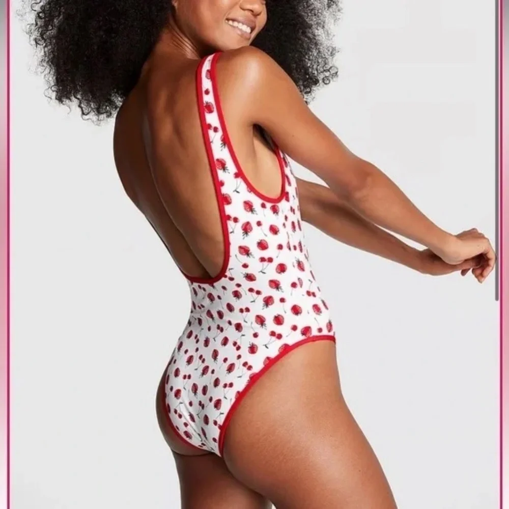 New! FRANKIES BIKINIS x Pink Marlow One Piece strawberry Swimsuit 31558